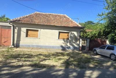Casa si teren de vanzare Localitatea Hotar - Comuna Tetchea - 1