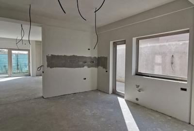 Casă cu 4 camere cu Teren 246 Mp în Tomis Nord - 9