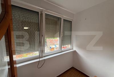 Garsoniera decomandata, zona Baba Novac - 4