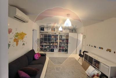 Apartament cu 2 camere de vanzare in zona Podgoria - 1