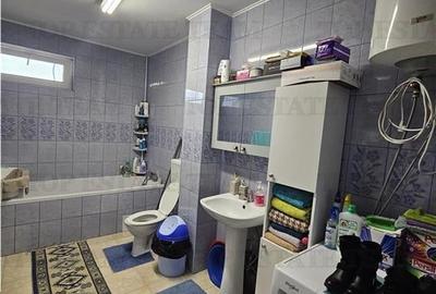 Vila regie proprie 5 camere+crama centru Domnesti - 11