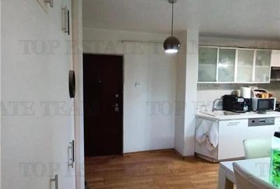 Apartament 2 camere, mobilat/utilat, bloc de 4 etaje, stradal, in Ploiesti la 3 - 5