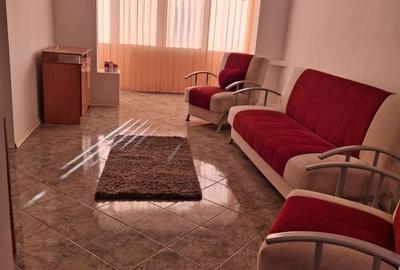 Apartament cu 2 camere semidecomandat în Central - 3