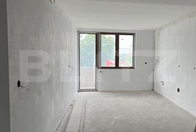 Apartament de 3 camere, 2 balcoane, 93 mp, etaj 1 - 3
