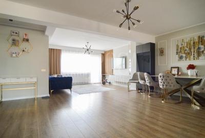 Apartament cu 4 camere semidecomandat în Iris