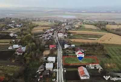 Teren de 1473 mp, în Pădureni - 4