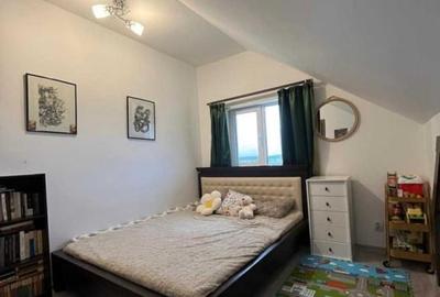 Apartament cu 3 camere decomandat, mobilat în Tilișca