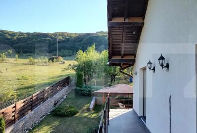 Casă cu 5 camere cu Teren 6700 Mp în Someșeni - 3