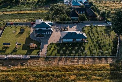 Casa exclusivista cu arhitectura unica, 320mp utili, Horod - 13