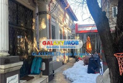 Casă cu 6 camere în Central