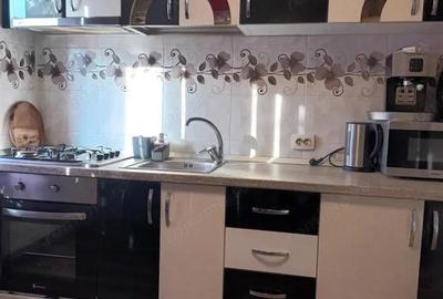 Apartament cu 4 camere decomandat în Central - 4