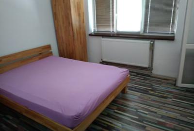 Apartament cu 2 camere decomandat în Aradului