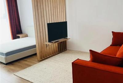 Garsonieră decomandată, mobilată în Tractorul - 9