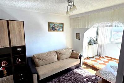 Apartament cu 3 camere decomandat în Nicolina - 1