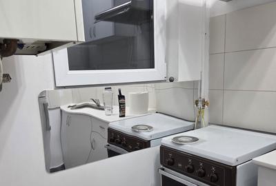 Garsonieră decomandată în Central - 8