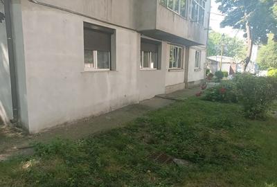 Vand apartament strada Parului Nr 1 - 8