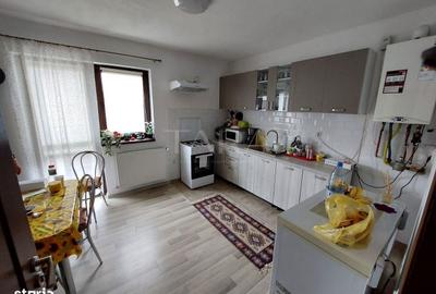 Casă cu 3 camere decomandat în Sânnicoară - 1