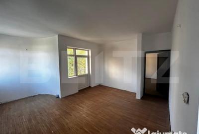 Casă cu 5 camere cu Teren 1320 Mp în Debarcader - 7