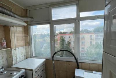 Apartament cu 3 camere, 64 mp, zona Podul De Fier - 3