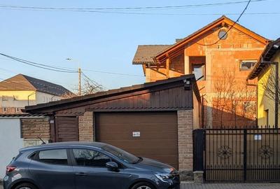 Casă cu 10 camere cu Teren 339 Mp în Decebal - 10