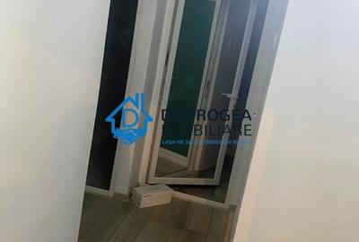 Apartament cu 3 camere decomandat în E3 - 4