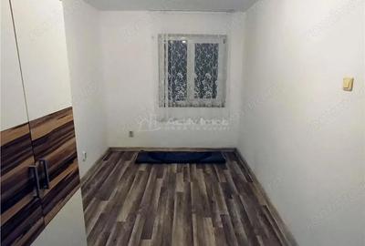 Apartament 2 camere ultracentral in Moldova Noua - 5