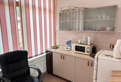 Birou, de 70 mp, în Central - 8