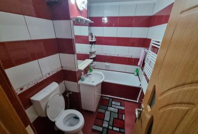 Apartament zona km 4-5 - 4