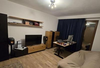 Apartament cu 2 camere semidecomandat în Titan - 1