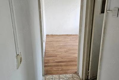 Vind apartament 2 camere - 1