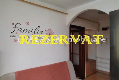 Garsonieră decomandată, mobilată în Craiovița Nouă - 8