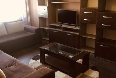 Casă cu 2 camere decomandat în Titan - 5