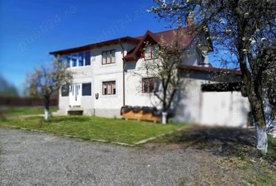 Casă cu 5 camere în Moșoaia