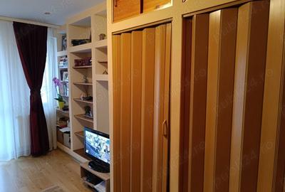 Apartament cu 3 camere decomandat în Câmpina - 12