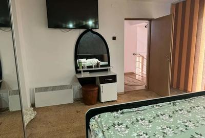 Vand sau schimb cu apartament 3 camere casa in Valcea - 4