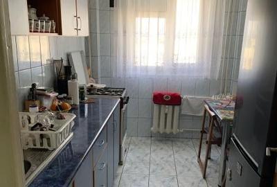 Apartament cu 2 camere decomandat, mobilat în Dristor