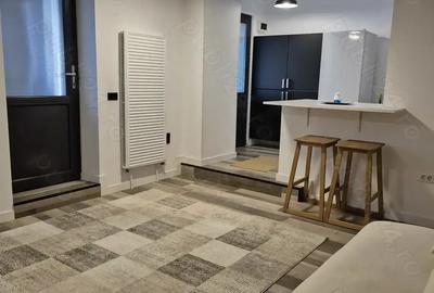 Inchiriere apartament doua camere parter