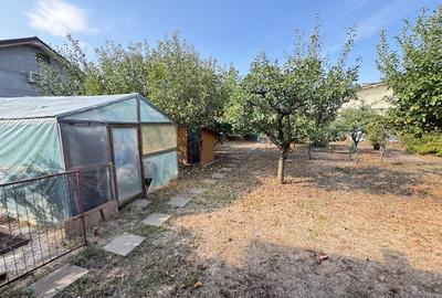 Casa la sol cu 3 camere, 933 mp teren, Valu lui Traian - 23