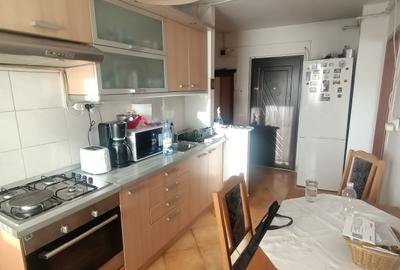 Apartament 2 camere pe Scorțarilor la etajul 3, 58 mp, parcare - 4