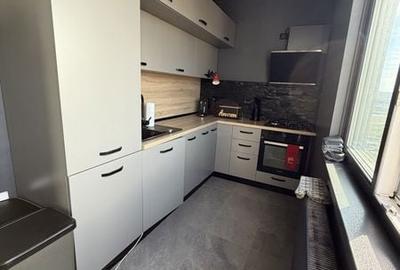 Apartament cu 3 camere în Craiovița Nouă - 3