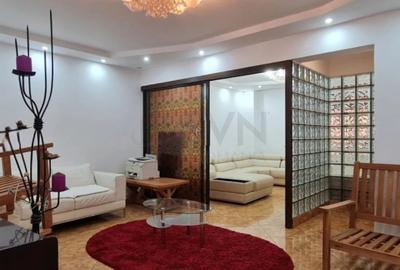 REV0015766 Vila Dorobanti l 3 apartamente individuale l 2 locuri de parcare