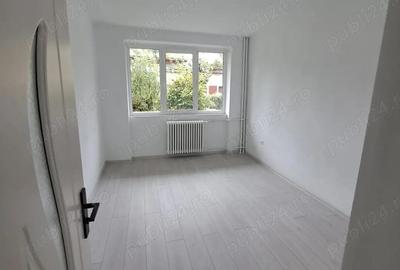 Apartament cu 3 camere semidecomandat în Central - 5
