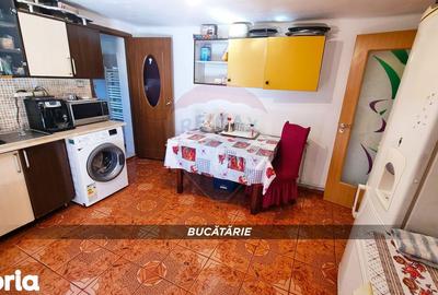 Casă cu 3 camere cu Teren 3724 Mp în Apa - 12