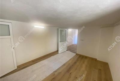 Birou, 30 mp în Central