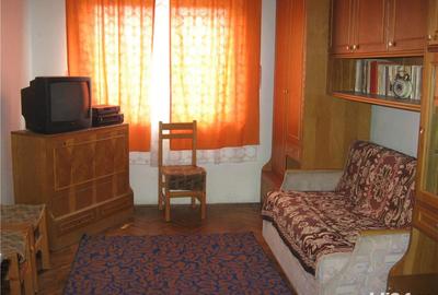 Apartament cu 3 camere decomandat în Sânmiclăuș - 1