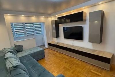 Apartament cu 2 camere semidecomandat, mobilat în Dristor