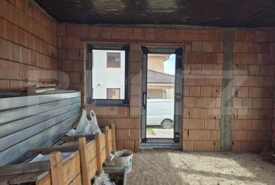 Vila noua de vanzare la intrare in Corunca - 9