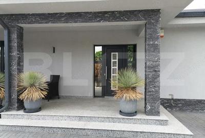 Casă cu 5 camere cu Teren 600 Mp în Valea