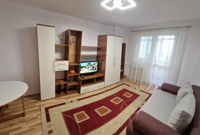 Proprietar, inchiriez apartament 2 camere, dec. Salajan