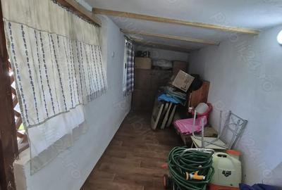 Casă cu Teren 1800 Mp în Central - 4